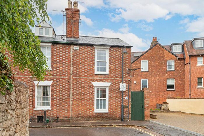 2 Bedroom End Of Terrace House For Sale In Adelaide Street, Oxford, OX2