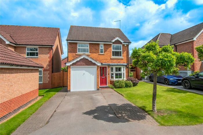 3 Bedroom Detached House For Sale In Rutherford Road, Bromsgrove, Worcestershire, B60