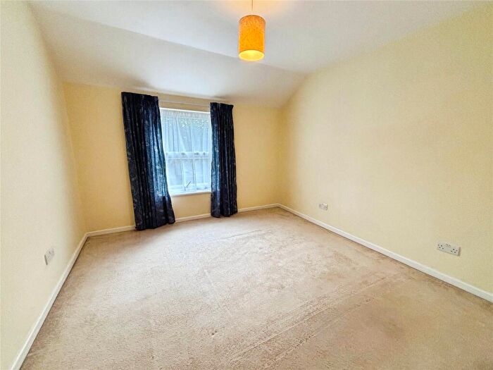 2 Bedroom End Of Terrace House For Sale In Church Street, Nonington, Dover, Kent, CT15