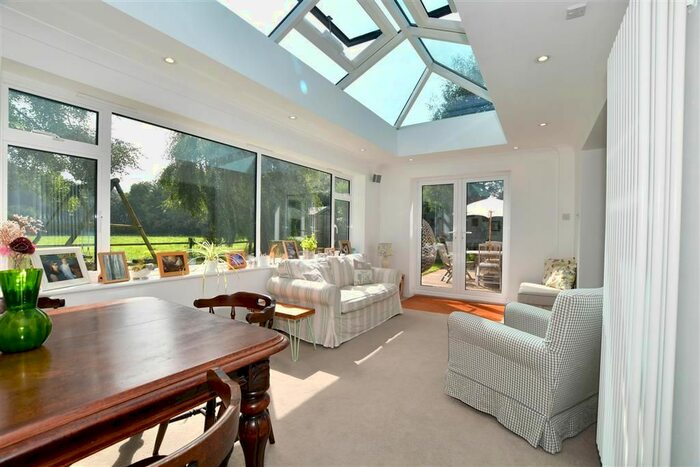 4 Bedroom Link Detached House For Sale In Poling Street, Poling, Arundel, West Sussex, BN18