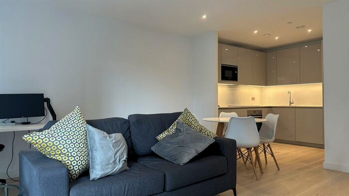 1 Bedroom House To Rent In Elephant Park, London, SE17