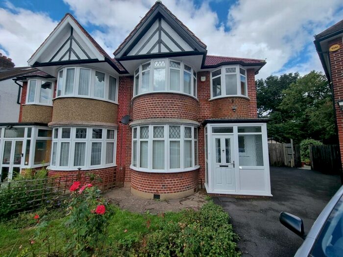 3 Bedroom Semi-Detached House To Rent In Maxwelton Close, Mill Hill, NW7