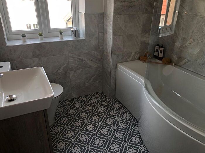 3 Bedroom End Terrace House For Sale In Nottington Park, Nottington, Weymouth, DT3