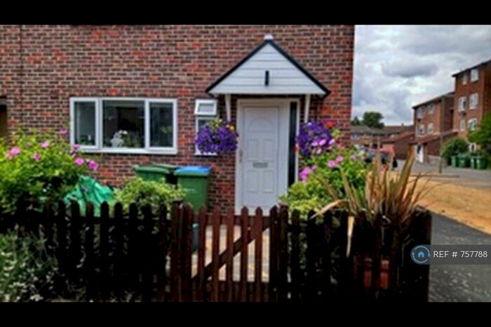 3 Bedroom Semi-Detached House To Rent In Preston Court, Walton On Thames, KT12