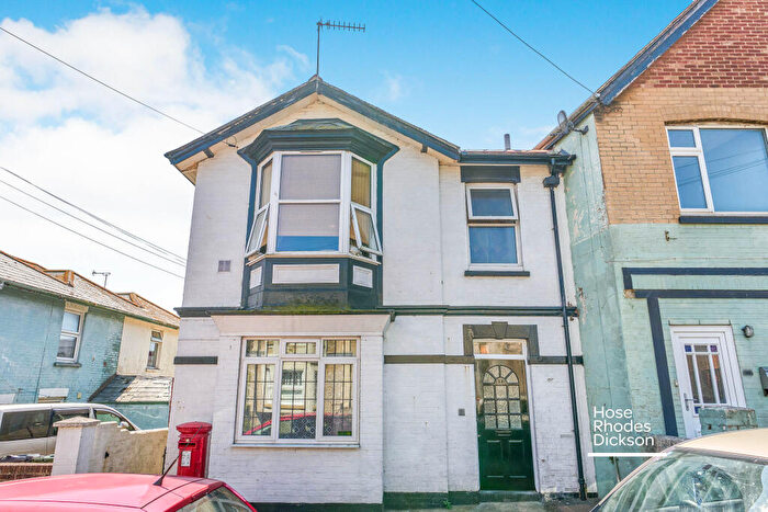 1 Bedroom Apartment To Rent In Station Avenue, Sandown, PO36