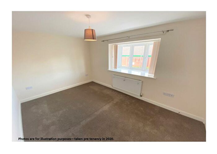 2 Bedroom Semi-Detached House For Sale In Pottery Road, Oldbury, B68