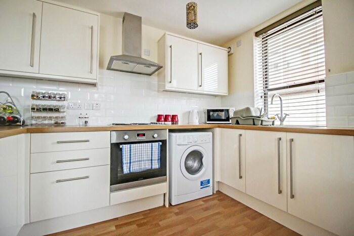 2 Bedroom Apartment To Rent In Little London Court, Swindon, SN1