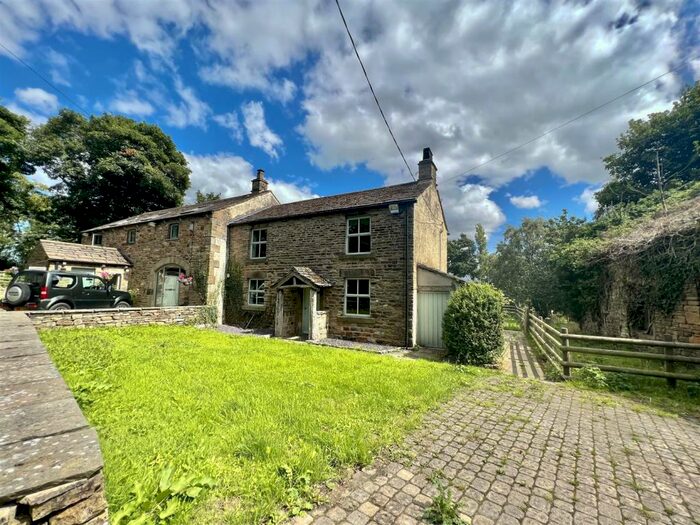 2 Bedroom House To Rent In The Hague, Broadbottom, Hyde, SK14