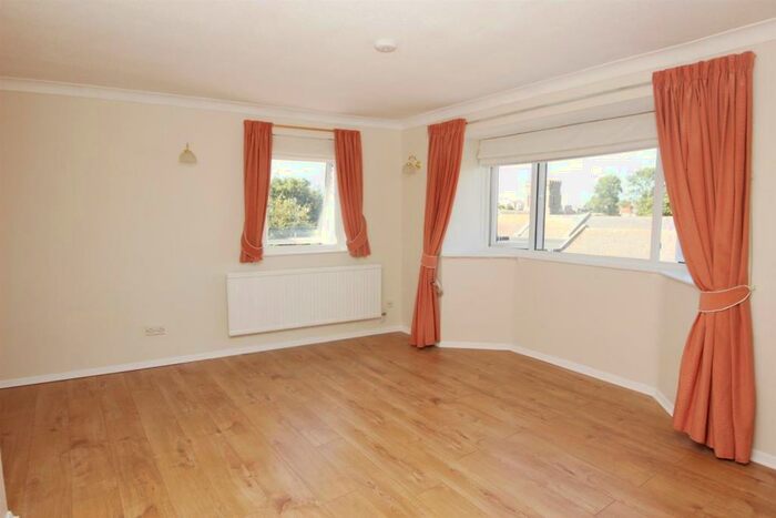 Flat To Rent In Ventnor Villas, Hove, BN3