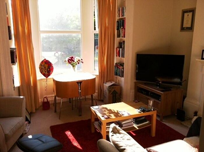 1 Bedroom Apartment To Rent In Sydenham Road, Croydon, CR0