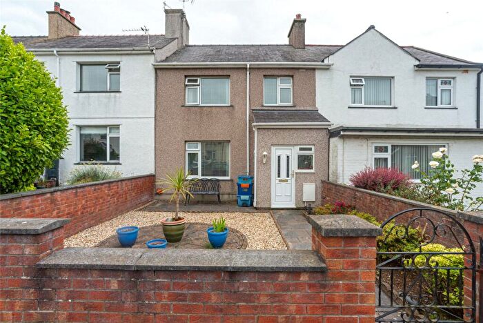 3 Bedroom Terraced House For Sale In Bron Y Garth, Caernarfon, Gwynedd, LL55