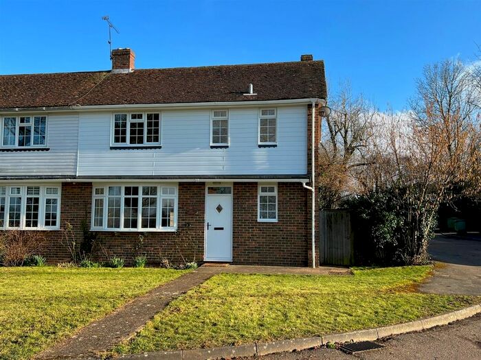3 Bedroom Semi-Detached House To Rent In The Street, Wormshill, Sittingbourne, ME9