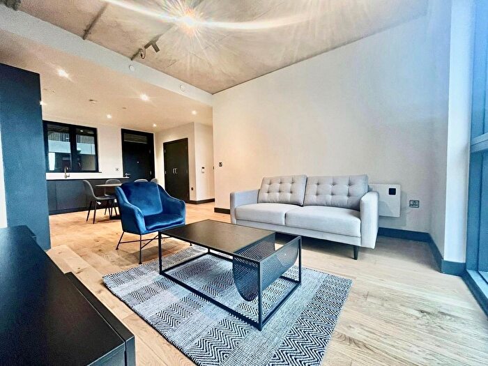 2 Bedroom Flat To Rent In Addington Street, Manchester, M4