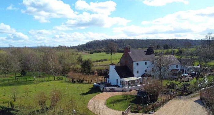 5 Bedroom Semi-Detached House For Sale In Church Lane, Rudford, Gloucester, GL2