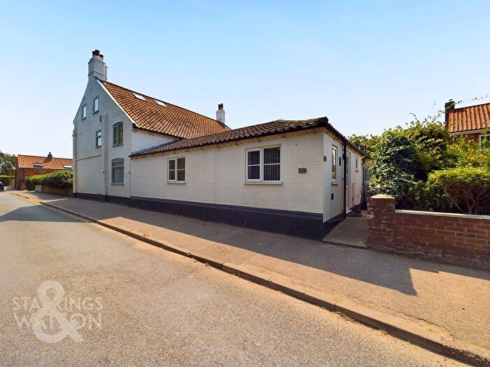 1 Bedroom Semi-Detached Bungalow To Rent In The Green, Freethorpe, Norwich, NR13