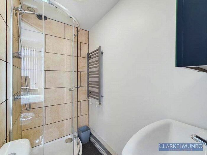 3 Bedroom Detached House To Rent In Stowe Street, Middlesbrough, TS1