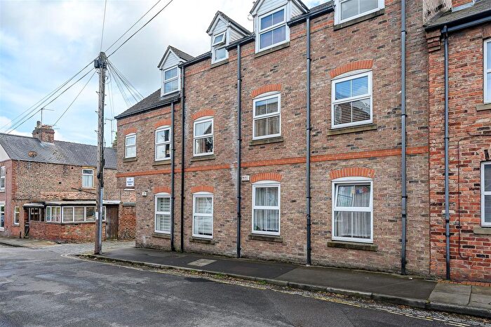 2 Bedroom Flat For Sale In Woodyard Mews, Vine Street, Off Bishopthorpe Road, YO23