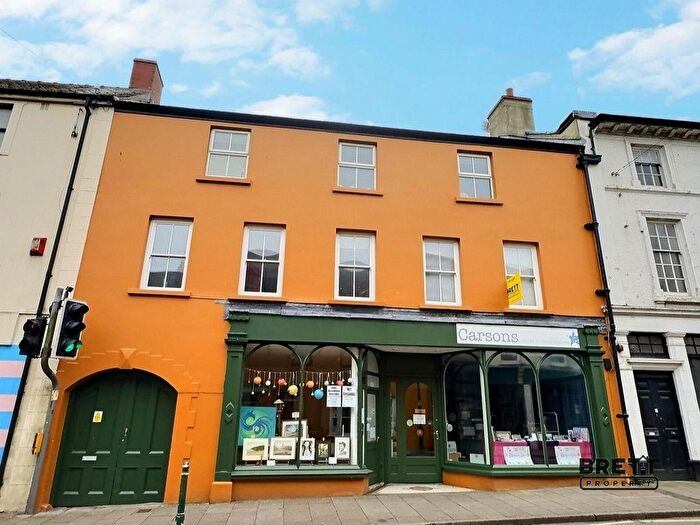 1 Bedroom Flat To Rent In Flat Main Street, Pembroke, Pembrokeshire., SA71
