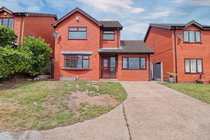 4 Bedroom Detached House For Sale In Boston Close, Winterton, DN15