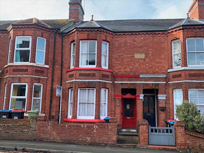 3 Bedroom Terraced House For Sale In Cambridge Street, Wolverton, Milton Keynes, MK12