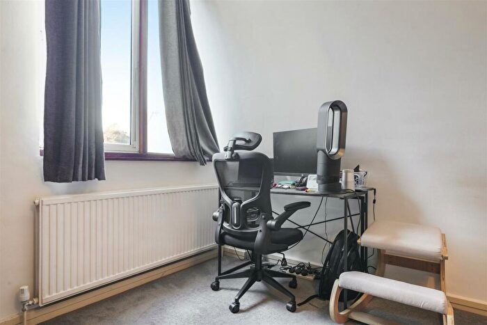 2 Bedroom Apartment To Rent In Heath Street, Hampstead, London, NW3