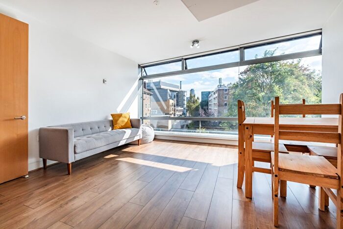 1 Bedroom Flat To Rent In Albert Embankment, London, SE1