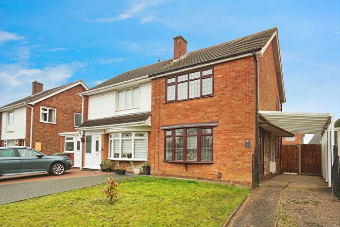 3 Bedroom Semi Detached House For Sale In Corsican Close, Shortheath, Willenhall, WV12