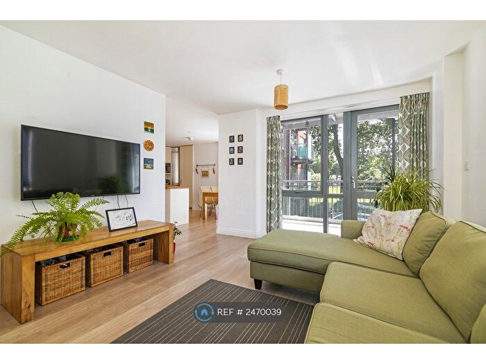 2 Bedroom Flat To Rent In Washington House, London, E5