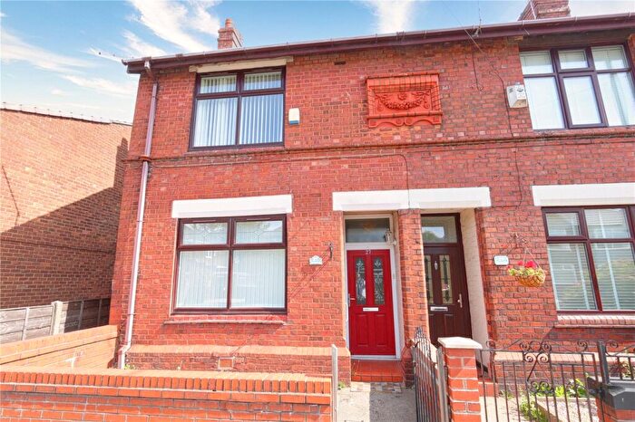 3 Bedroom End Of Terrace House For Sale In Two Trees Lane, Denton, Manchester, Greater Manchester, M34