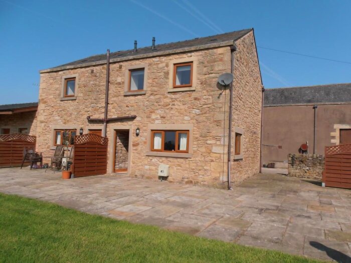 2 Bedroom Barn Conversion To Rent In Alston Lane, PR3