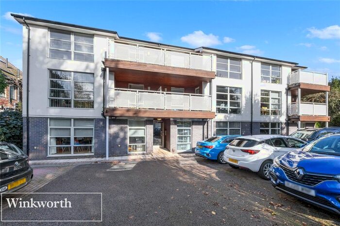 2 Bedroom Flat To Rent In Wilbury Avenue, Hove, East Sussex, BN3