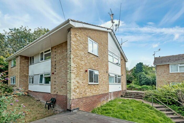 2 Bedroom Flat To Rent In Westley Close, Winchester, SO22