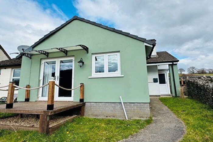 2 Bedroom Bungalow To Rent In Abergorlech, Carmarthen, SA32