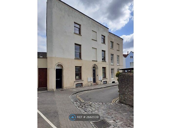 1 Bedroom Flat To Rent In Wellington Park, Bristol, BS8