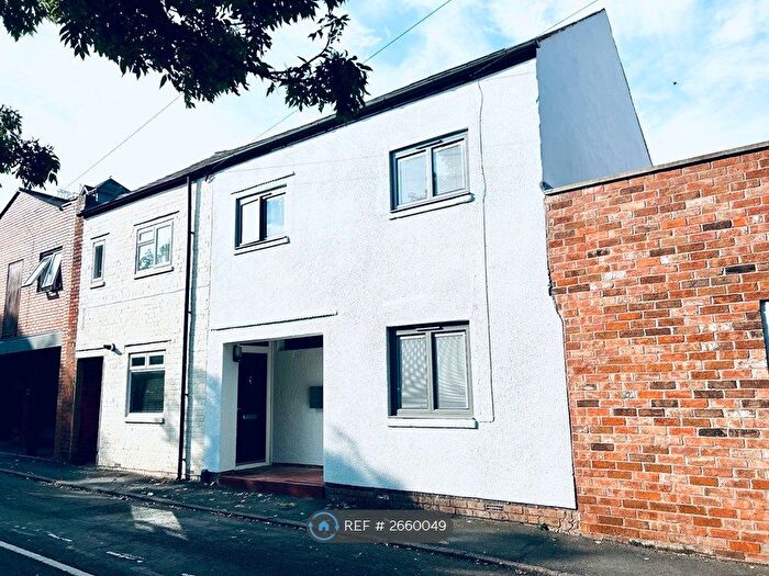 4 Bedroom Terraced House To Rent In Guy Place West, Leamington Spa, CV32