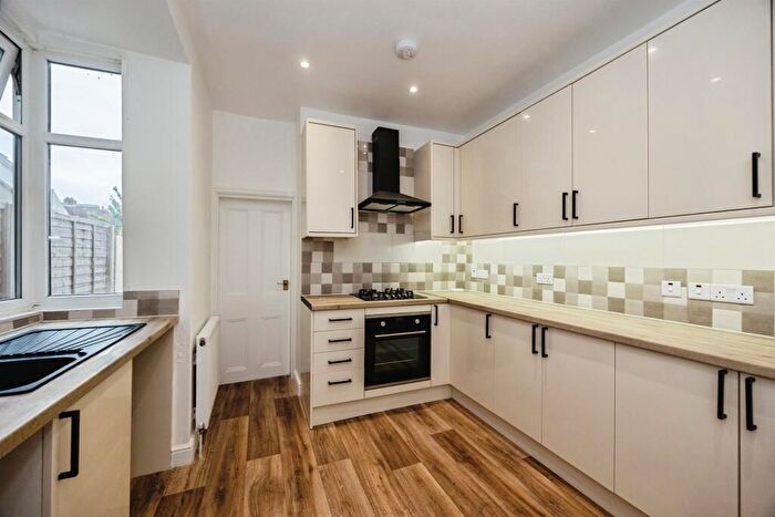 3 Bedroom Property To Rent In Queens Road, Portsmouth, PO2