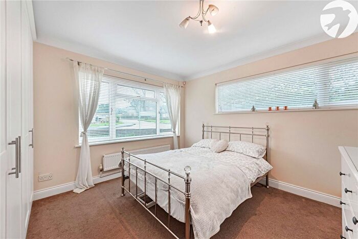 3 Bedroom Bungalow For Sale In The Laurels, Longfield, Kent, DA3