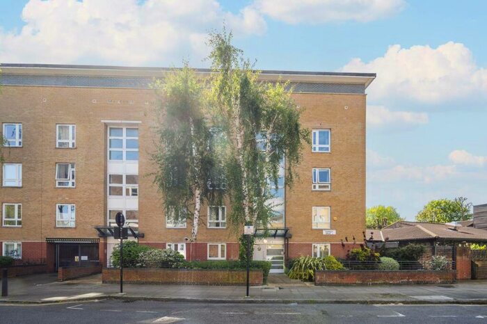 2 Bedroom Flat To Rent In Ramsey Walk, Islington, London, N1