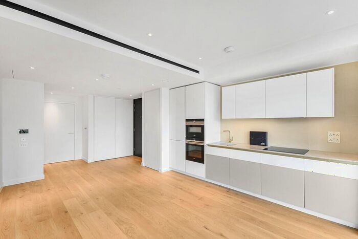 Apartment To Rent In Battersea Power Station, London, SW11