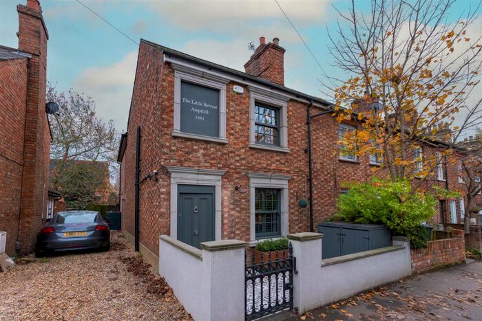 3 Bedroom End Of Terrace House To Rent In Dunstable Street, Ampthill, MK45