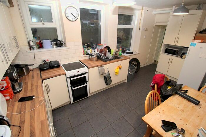5 Bedroom Terraced House To Rent In Llantwit Road, Treforest, Pontypridd, CF37