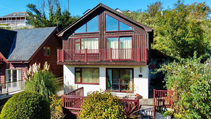 4 Bedroom Detached House For Sale In Little Petherick, PL27