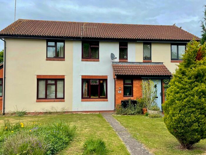 2 Bedroom Terraced House To Rent In Kings Acre, HR4
