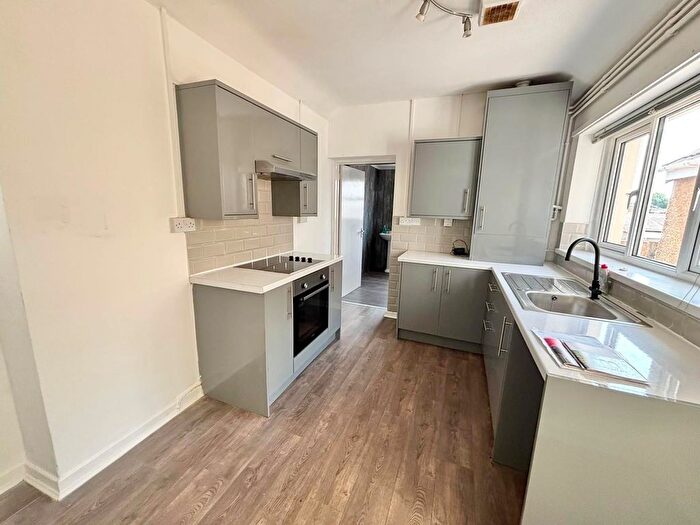 3 Bedroom End Of Terrace House To Rent In Oakfield Street, Pontarddulais, Swansea, SA4