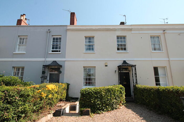 4 Bedroom Town House For Sale In Carlton Street, Cheltenham, GL52