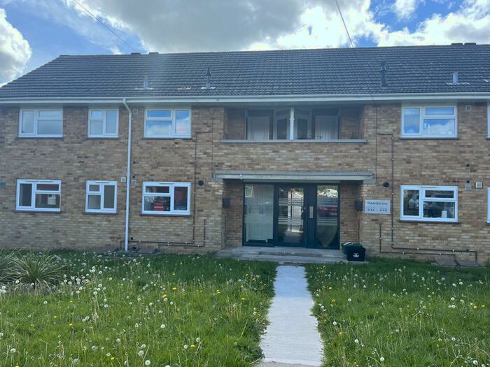 2 Bedroom Apartment To Rent In Taranto Hill, Ilchester, Yeovil, BA22