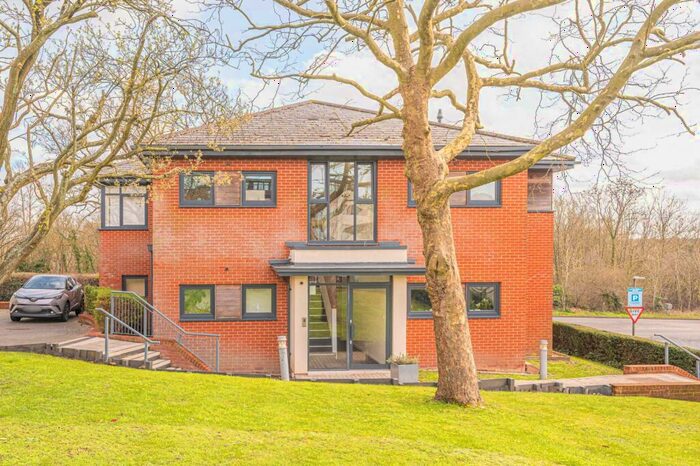 2 Bedroom Flat To Rent In Newhall House, Mill Hill East, London, NW7