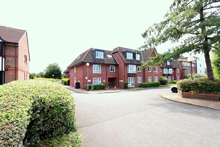 1 Bedroom Retirement Property For Sale In Woodcock Hill, Harrow, HA3