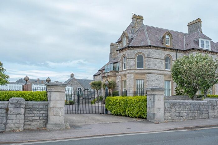 2 Bedroom Apartment To Rent In Weymouth, Dorset, DT4