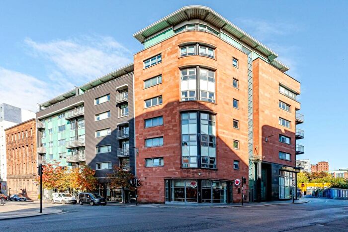 2 Bedroom Flat For Sale In High Street, Glasgow, G1